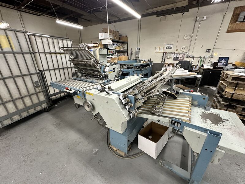 MBO continuous-feed folding machine set up for a job